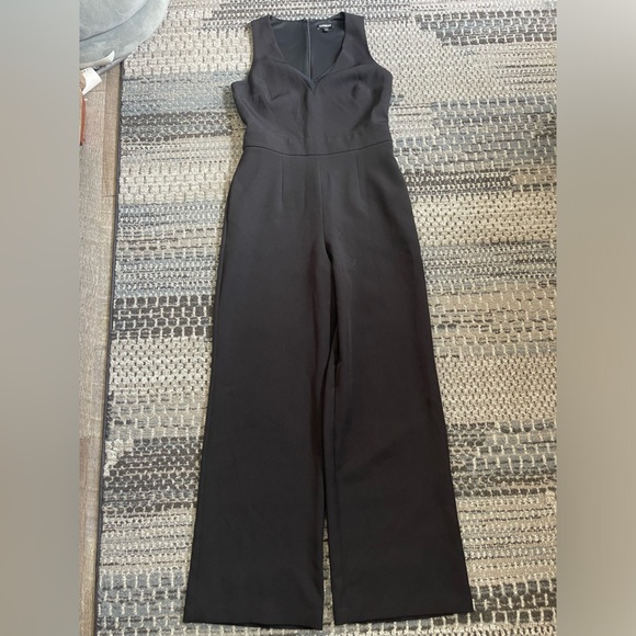 Express Women’s Black Lined Jumpsuit, Full Length, Size 8 - Picture 1 of 10